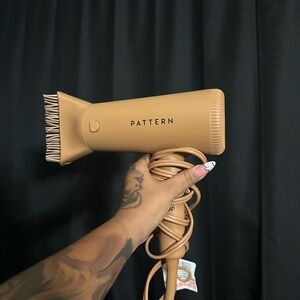 Pattern Tan Hair Dryer